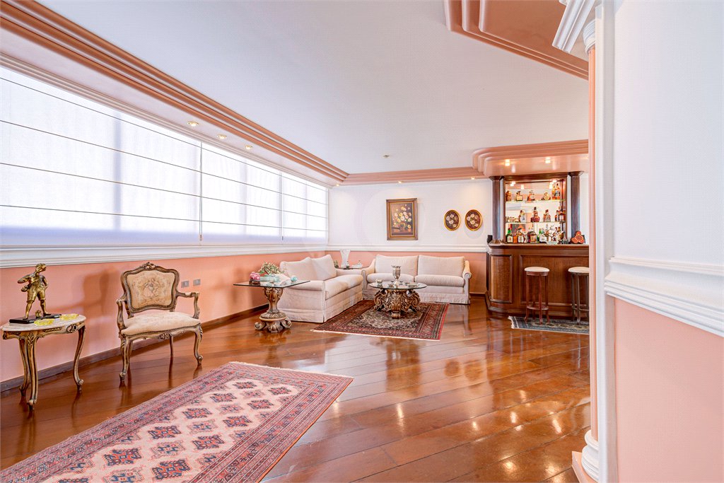 Apartamento à venda com 4 suítes em Moema, São Paulo, SP