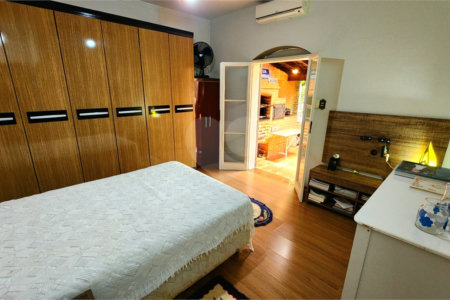 Casa à venda com 4 quartos, sendo 1 suíte, em Jardim Nova Época, Araraquara, SP