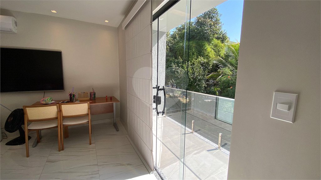 Casa à venda ou para alugar com 3 suítes no condomínio Mansões da Prata, Rio de Janeiro - RJ