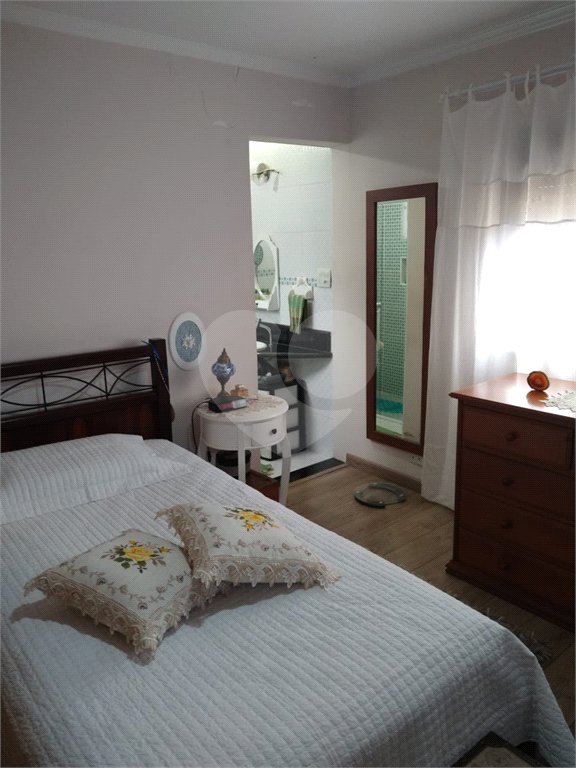 Sobrado à venda com 2 quartos, sendo 1 suíte, em Vila Gustavo, São Paulo, SP