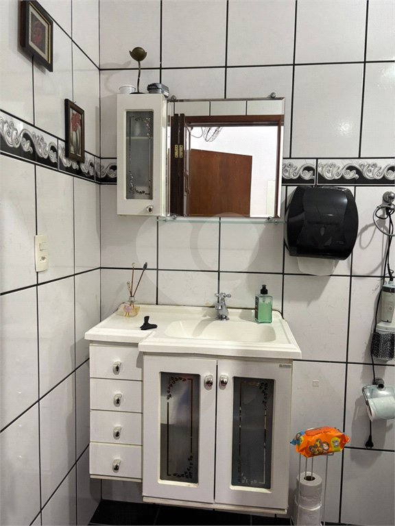 Sobrado à venda com 3 suítes em Jardim Imperador, Suzano, SP