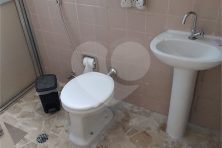 Apartamento à venda com 2 quartos em Pitangueiras, Guarujá, SP