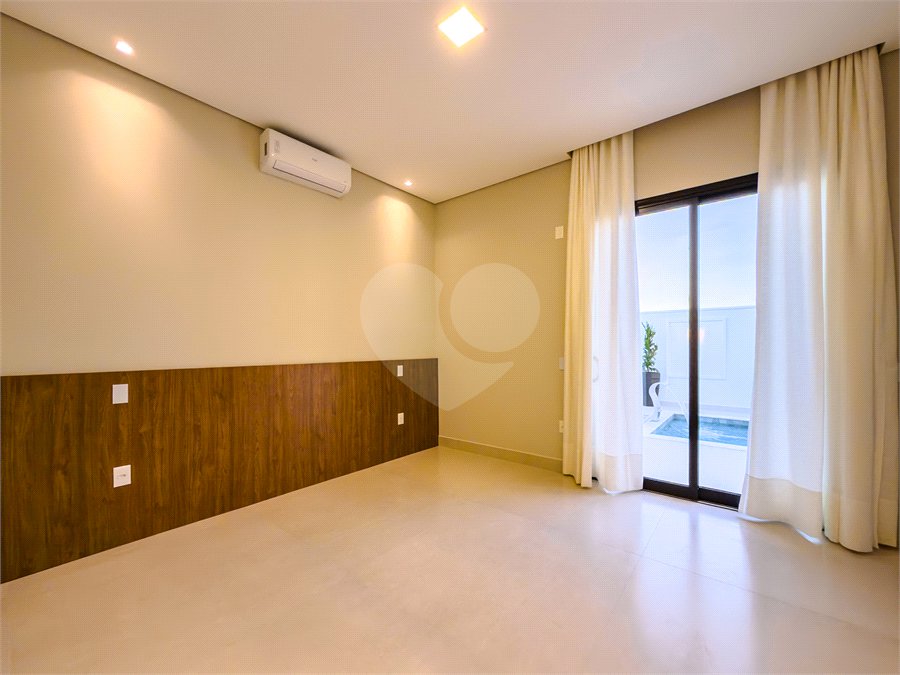 Casa à venda com 3 suítes no condomínio Residencial Dona Maria Candida, Indaiatuba - SP