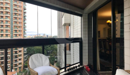 Apartamento à venda com 3 suítes em Vila Mariana, São Paulo, SP