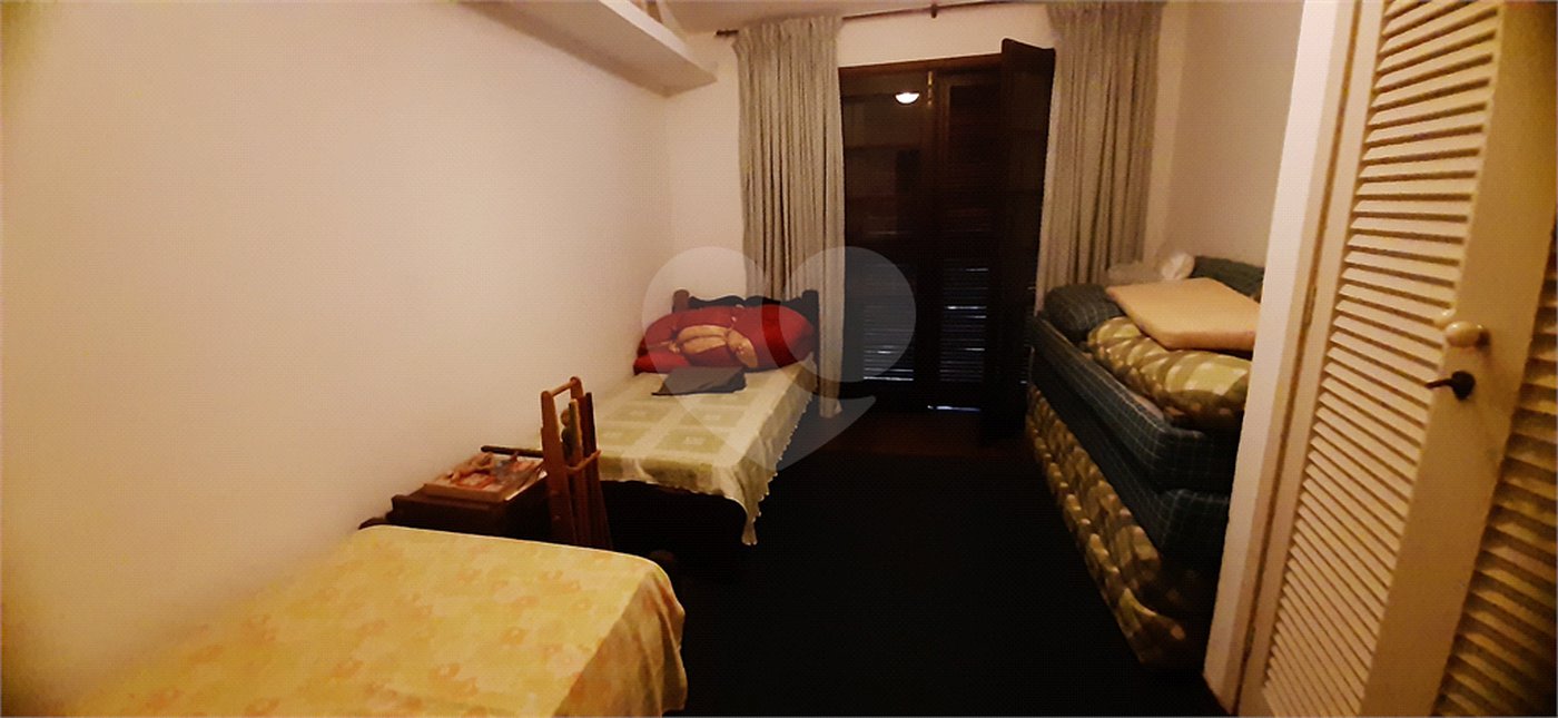 Casa Térrea à venda com 4 quartos, sendo 2 suítes, em Serra da Cantareira, Mairiporã, SP
