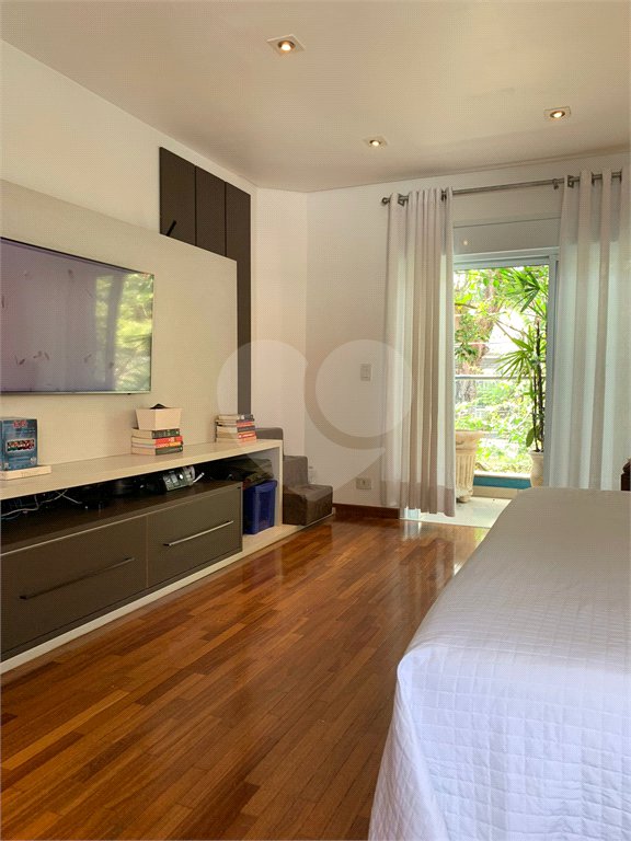 Casa à venda com 4 suítes em Santana, São Paulo, SP