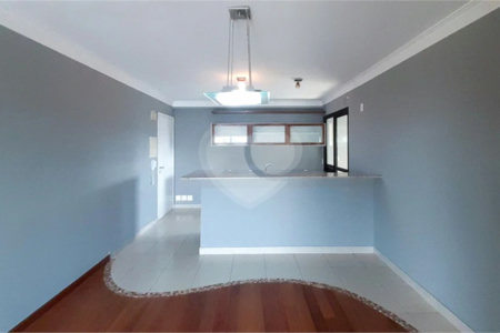 Apartamento para alugar com 3 quartos, sendo 1 suíte, em Alto da Boa Vista, São Paulo, SP