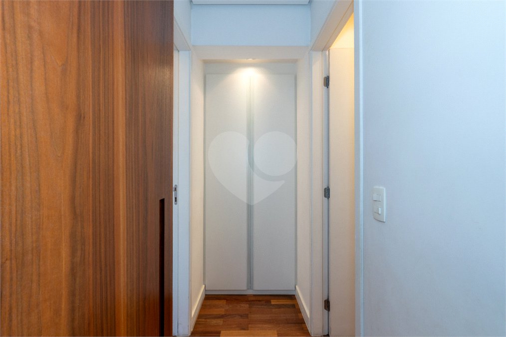 Apartamento à venda com 2 suítes em Brooklin, São Paulo, SP