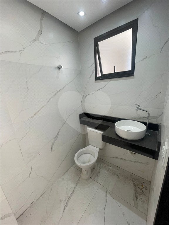 Casa à venda com 3 quartos, sendo 2 suítes, no condomínio Grand Park, Rio de Janeiro - RJ