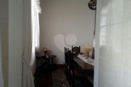 Casa à venda com 4 quartos em Santana, São Paulo, SP