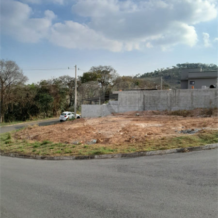 Terreno à venda no Centro, Bom Jesus dos Perdões, SP