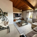 Casa à venda com 3 quartos, sendo 1 suíte, no condomínio Residencial Jardim das Flores 1510, Cotia - SP