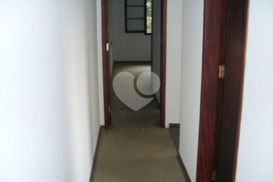 Casa à venda com 3 quartos, sendo 1 suíte,  em Vila Irmãos Arnoni, São Paulo, SP