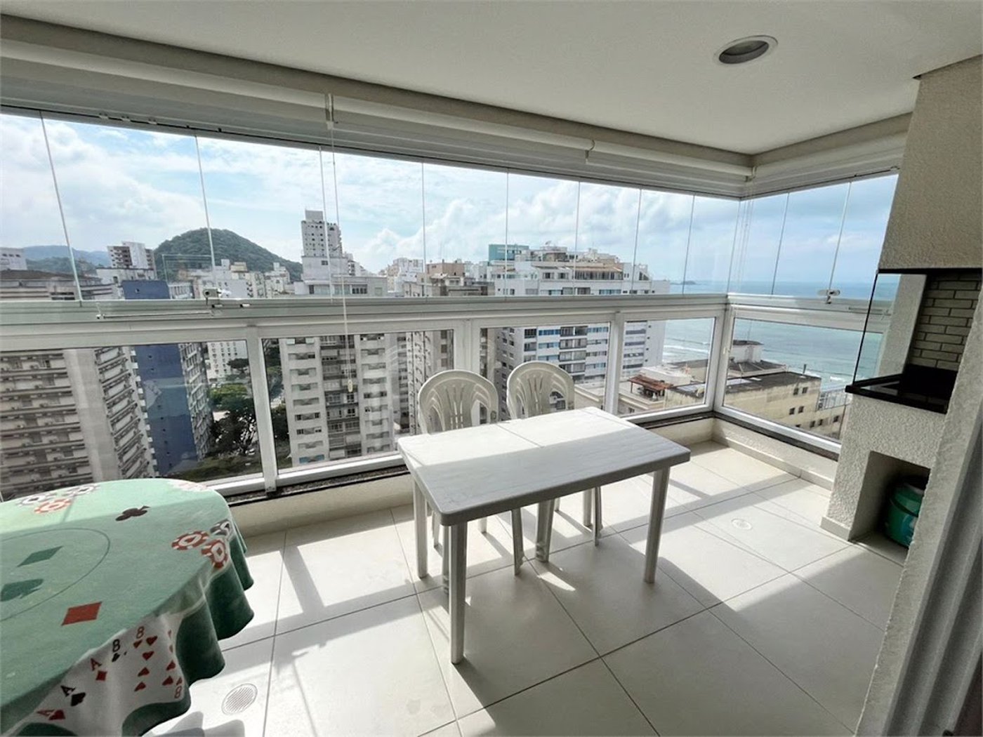 Apartamento à venda, 103 m² por R$ 1.000.000,00 - Centro - Guarujá/SP