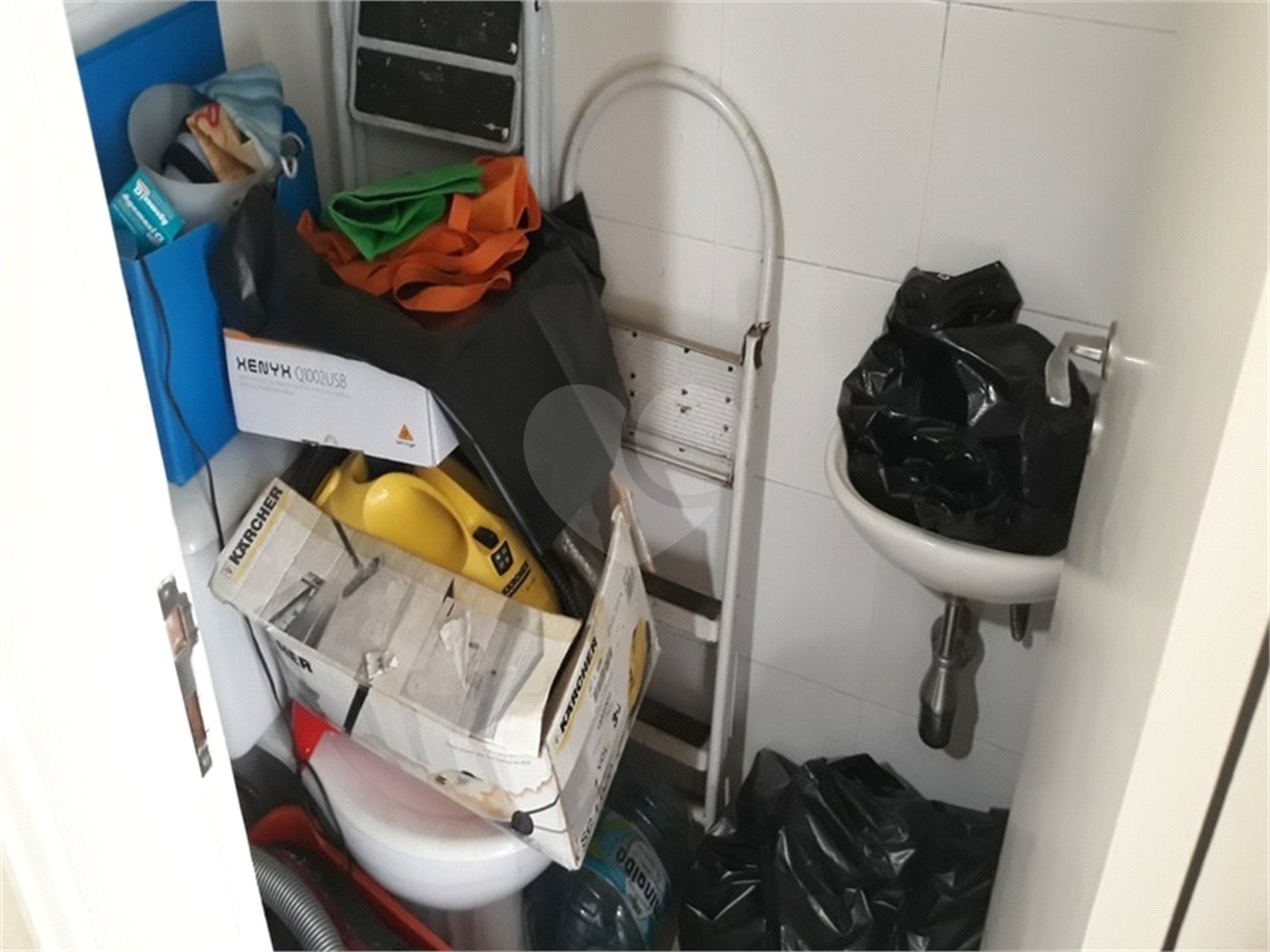 Apartamento para alugar com 3 quartos, sendo 1 suíte,  em Vila Andrade, São Paulo, SP