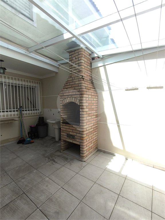 Sobrado à venda com 3 quartos, sendo 1 suíte, em Chora Menino, São Paulo, SP