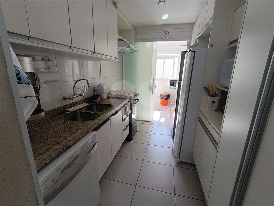 Apartamento à venda com 3 quartos, sendo 1 suíte, no Centro, São Roque, SP