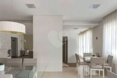 Apartamento à venda com 2 quartos, sendo 1 suíte,  em Santa Teresinha, São Paulo, SP