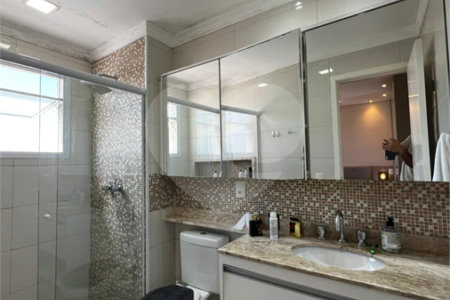 Apartamento à venda com 3 quartos, sendo 1 suíte,  em Vila Suissa, Mogi das Cruzes, SP