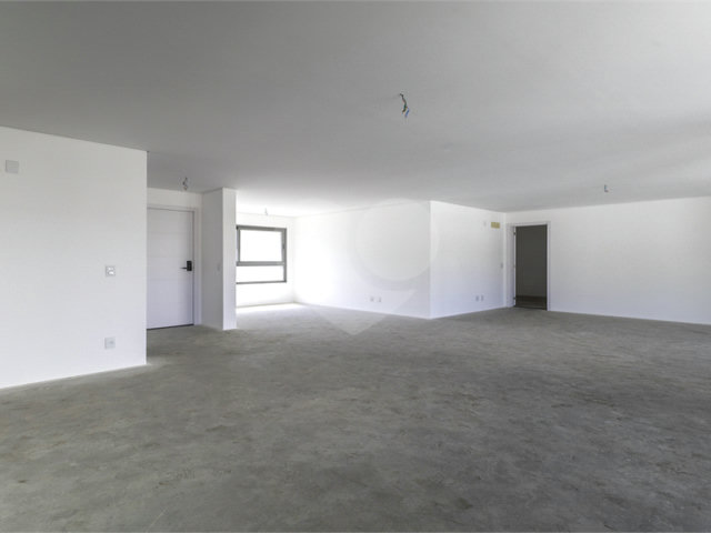 Apartamento à venda com 4 quartos, sendo 3 suítes,  em Perdizes, São Paulo, SP