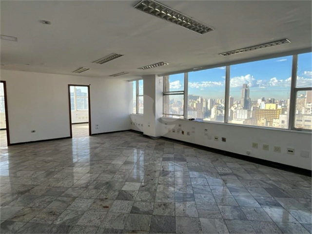 Sala para alugar com 1 quarto no Centro, São Paulo, SP