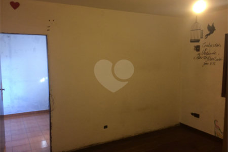 Casa à venda com 4 quartos, sendo 1 suíte, em Jardim Brasília (zona Leste), São Paulo, SP