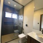 Casa à venda com 3 suítes no condomínio Portal dos Bandeirantes, Salto - SP