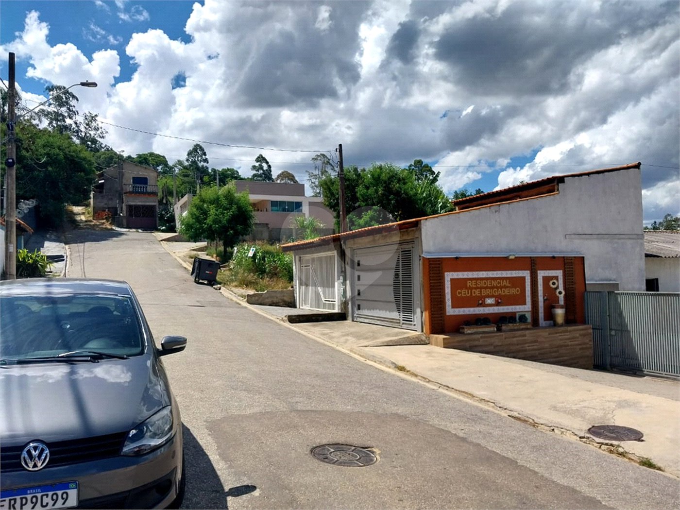 Casa à venda com 2 quartos, sendo 1 suíte, no condomínio Ceu de Brigadeiro, Sorocaba - SP