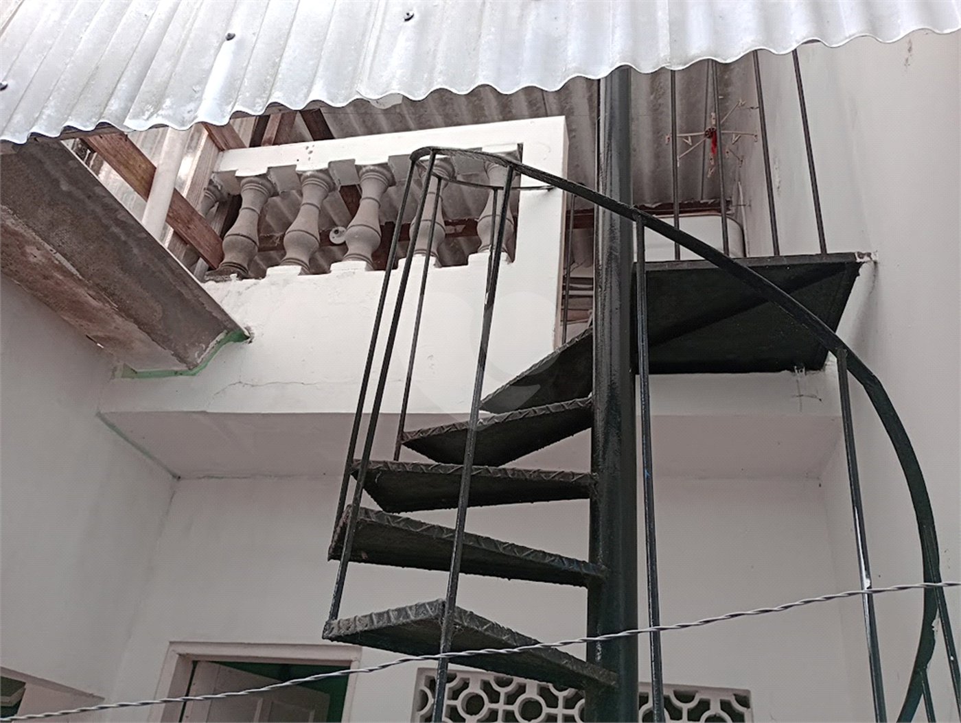 Sobrado à venda com 2 quartos em Horto, São Paulo, SP