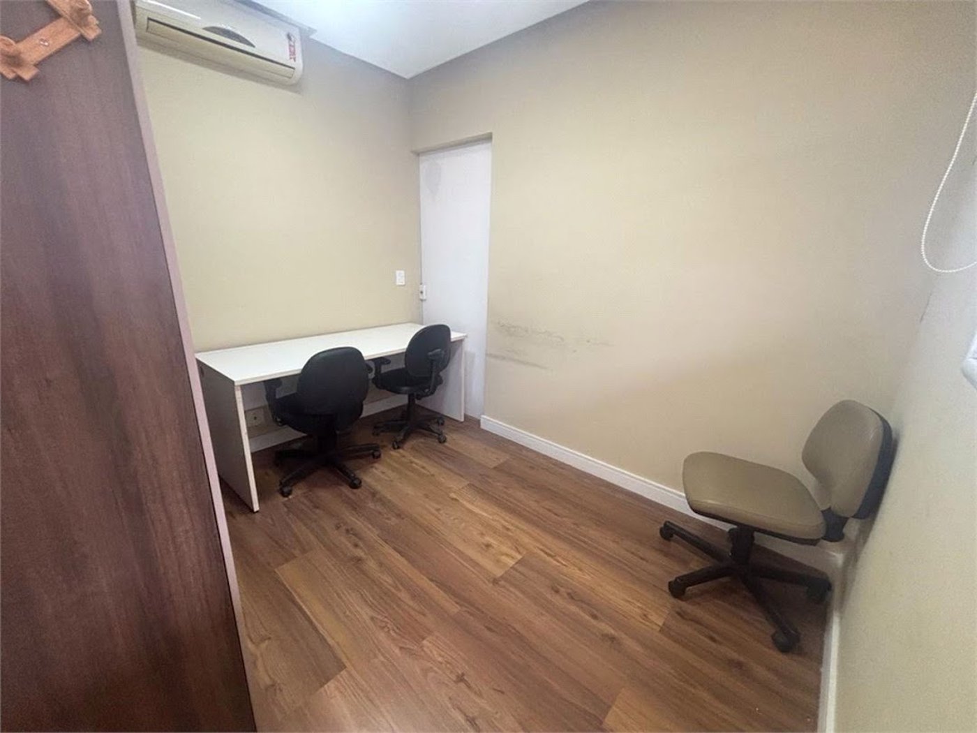 Sala Comercial para venda e locação, Estuário, Santos - SA0057.