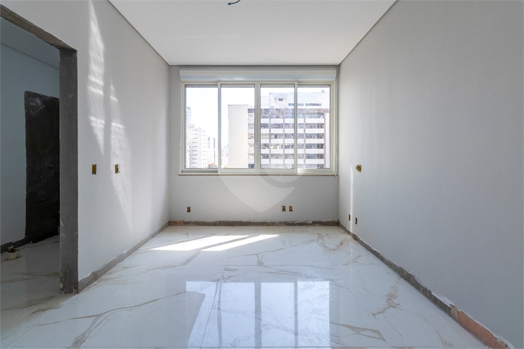 Apartamento à venda com 7 suítes em Santa Cecília, São Paulo, SP