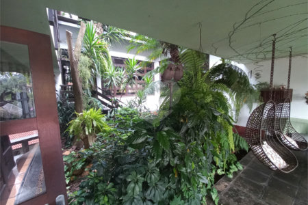 Sobrado à venda com 4 quartos, sendo 2 suítes, em Fazenda Morumbi, São Paulo, SP