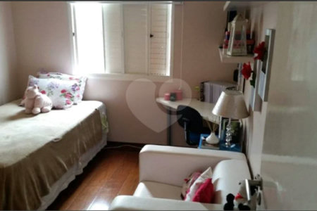 Apartamento à venda com 3 quartos, sendo 2 suítes, em Santa Teresinha, São Paulo, SP