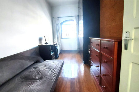 Casa à venda com 3 quartos, sendo 1 suíte, em Lapa, São Paulo, SP