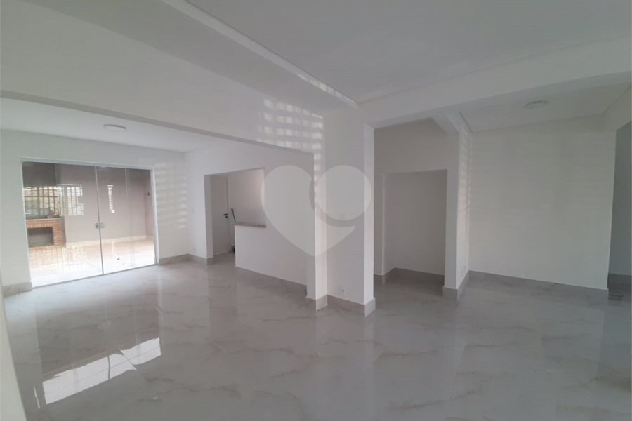 Sobrado à venda com 4 quartos, sendo 3 suítes, em Jardim São Paulo(zona Norte), São Paulo, SP