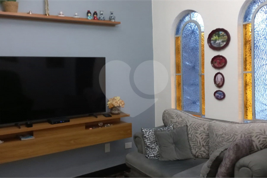 Sobrado à venda com 3 quartos em Santana, São Paulo, SP