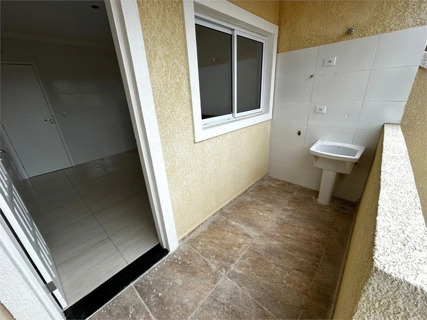 Sobrado à venda com 3 quartos, sendo 1 suíte,  em Butantã, São Paulo, SP