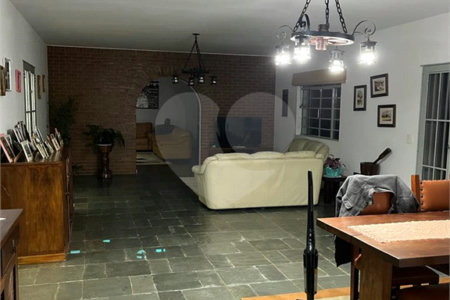 Sítio à venda com 6 quartos, sendo 5 suítes, em Taiaçupeba, Mogi das Cruzes, SP
