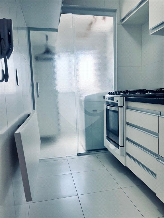 Apartamento à venda com 2 quartos em Parque Maria Domitila, São Paulo, SP