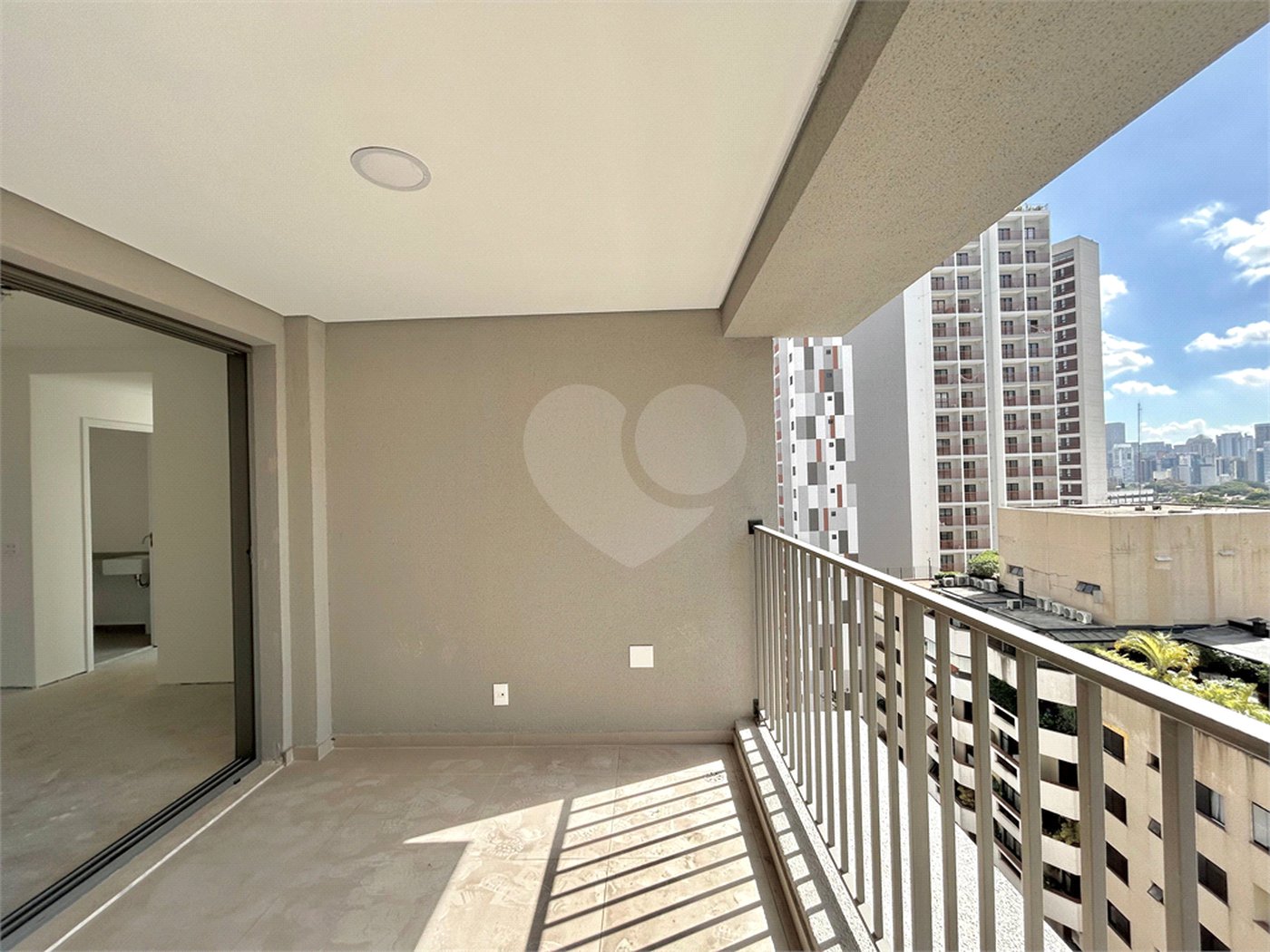 Apartamento à venda com 2 suítes em Brooklin, São Paulo, SP