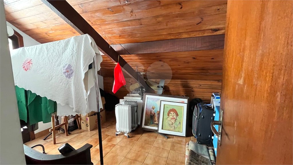 Casa à venda com 4 quartos, sendo 2 suítes, em Lar São Paulo, São Paulo, SP