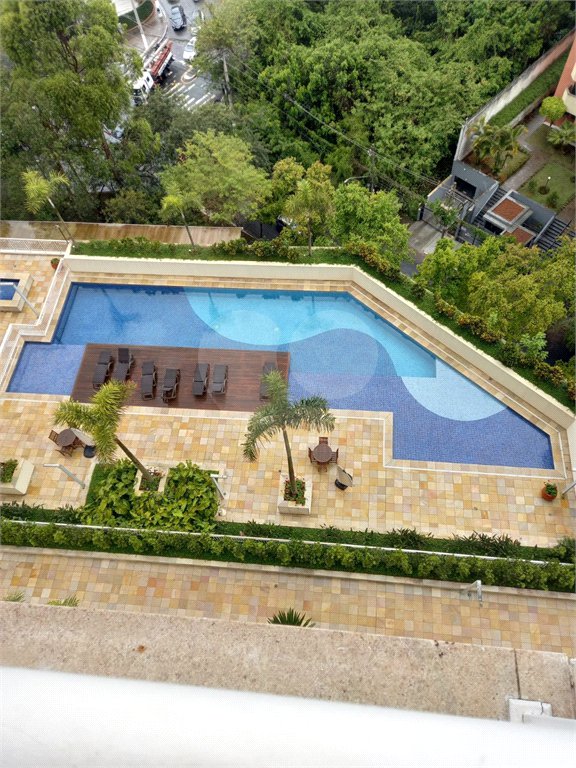 Apartamento à venda com 2 suítes em Vila Andrade, São Paulo, SP