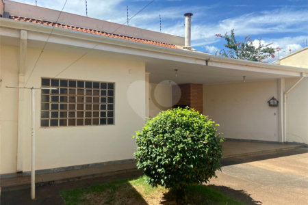 Casa à venda com 3 suítes em Jardim Primavera, Araraquara, SP