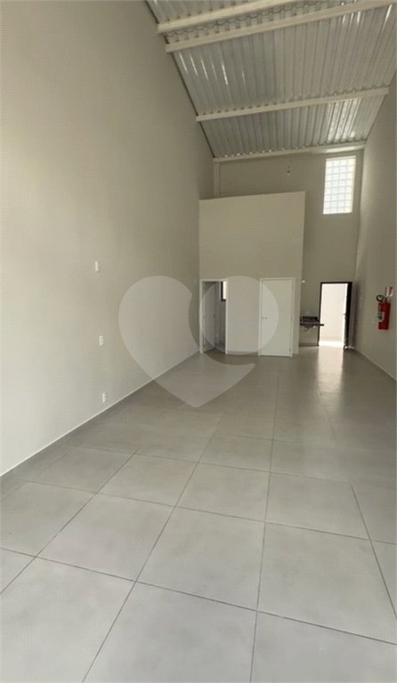Salão Comercial para alugar em Atibaia Jardim, Atibaia, SP