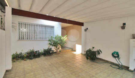 Casa à venda com 4 quartos, sendo 2 suítes, em Chácara Santo Antônio, São Paulo, SP