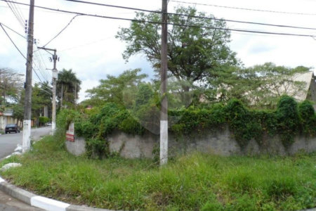Terreno à venda em Interlagos, São Paulo, SP