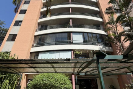 Apartamento de 3 dormitórios com suíte e 2 vagas na Vila São Francisco