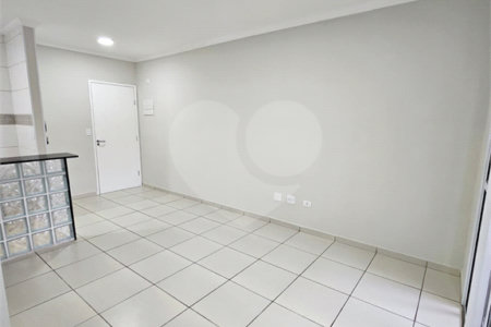 Apartamento à venda com 2 quartos, sendo 1 suíte, em Vila das Belezas, São Paulo, SP