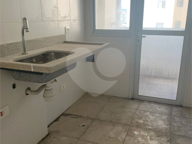 Apartamento à venda com 2 quartos, sendo 1 suíte,  em Vila Mazzei, São Paulo, SP