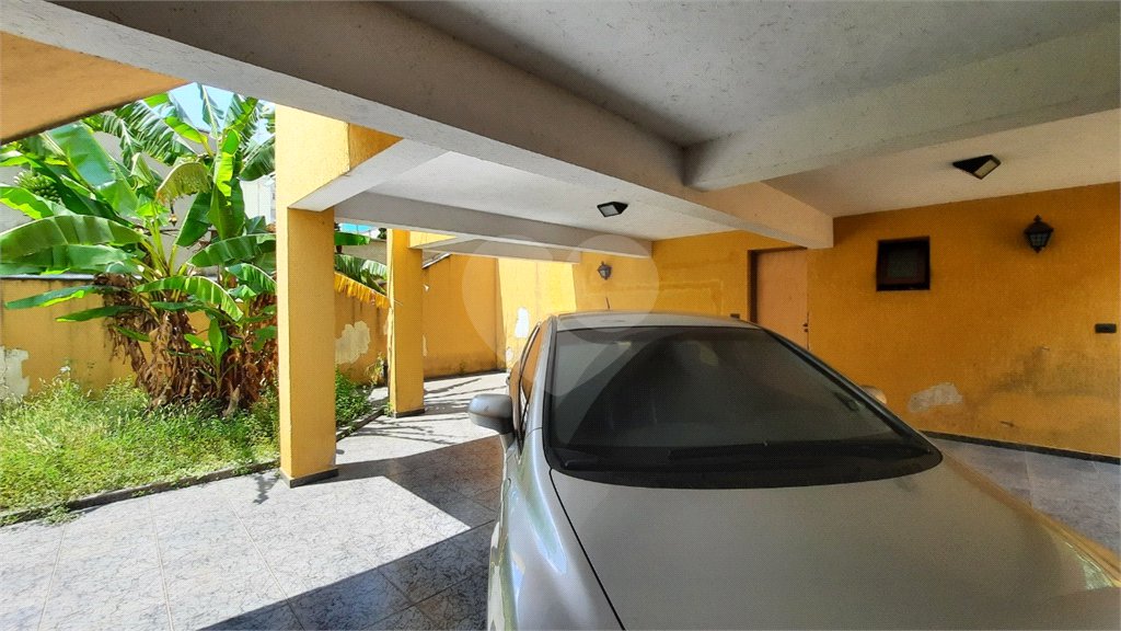 Sobrado à venda com 4 quartos, sendo 1 suíte, em Barro Branco (zona Norte), São Paulo, SP
